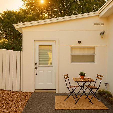 Modern Home - Termpurpedic Queen Bed, Laundry, Free Parkging, Ev Tesla هوليوود المظهر الخارجي الصورة